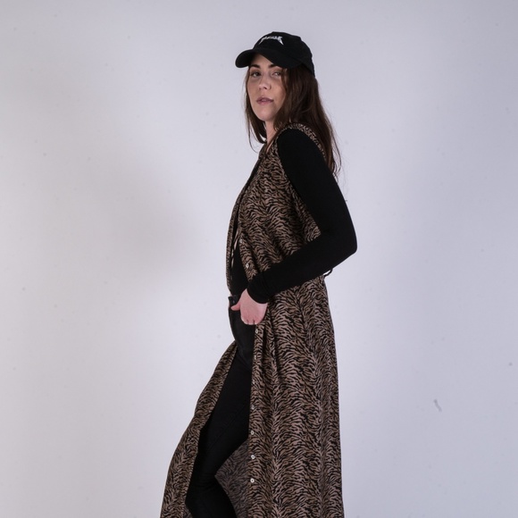 Vintage Animal Print Duster - Picture 4 of 4